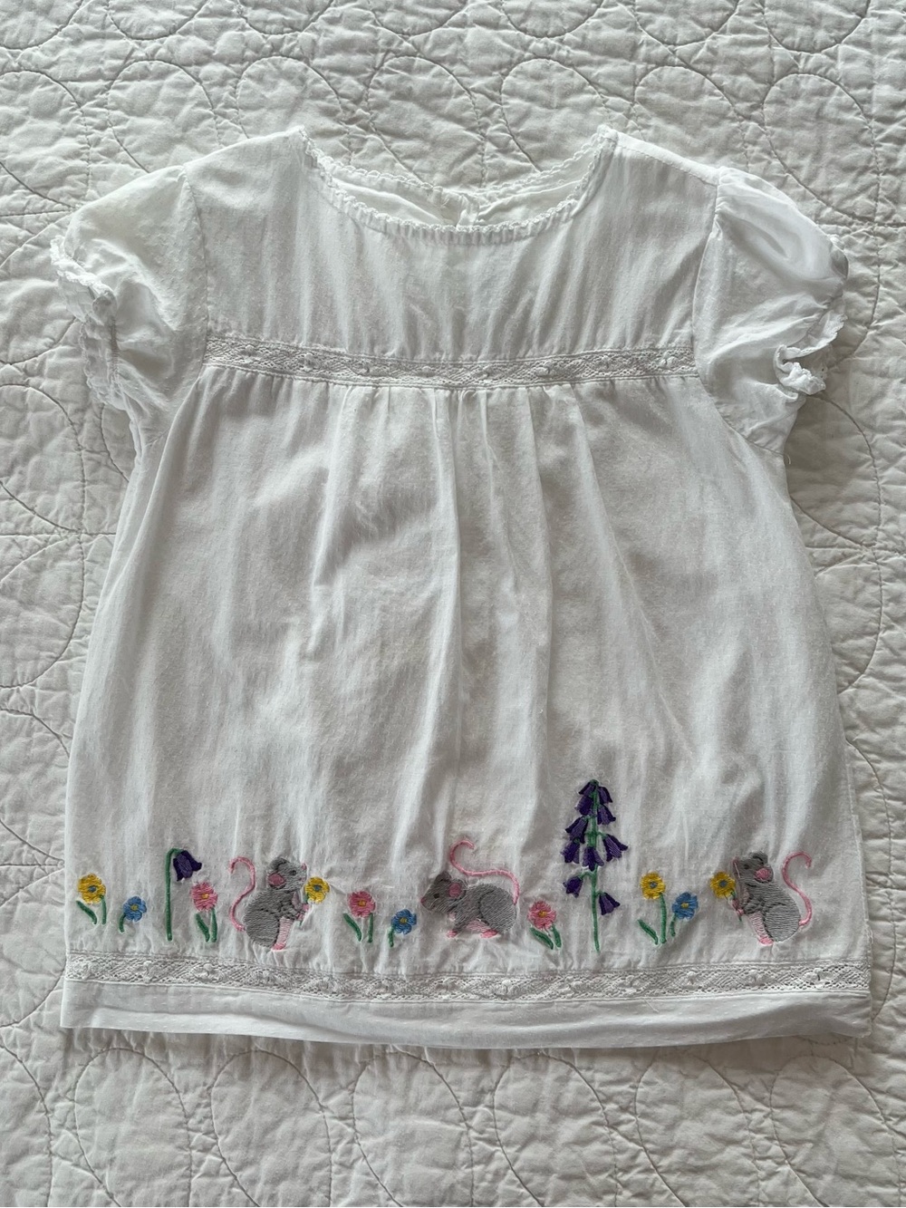 JoJo Maman Bebe Girl’s White Cotton Embroidered Floral & Mouse Top Whimsical Fun